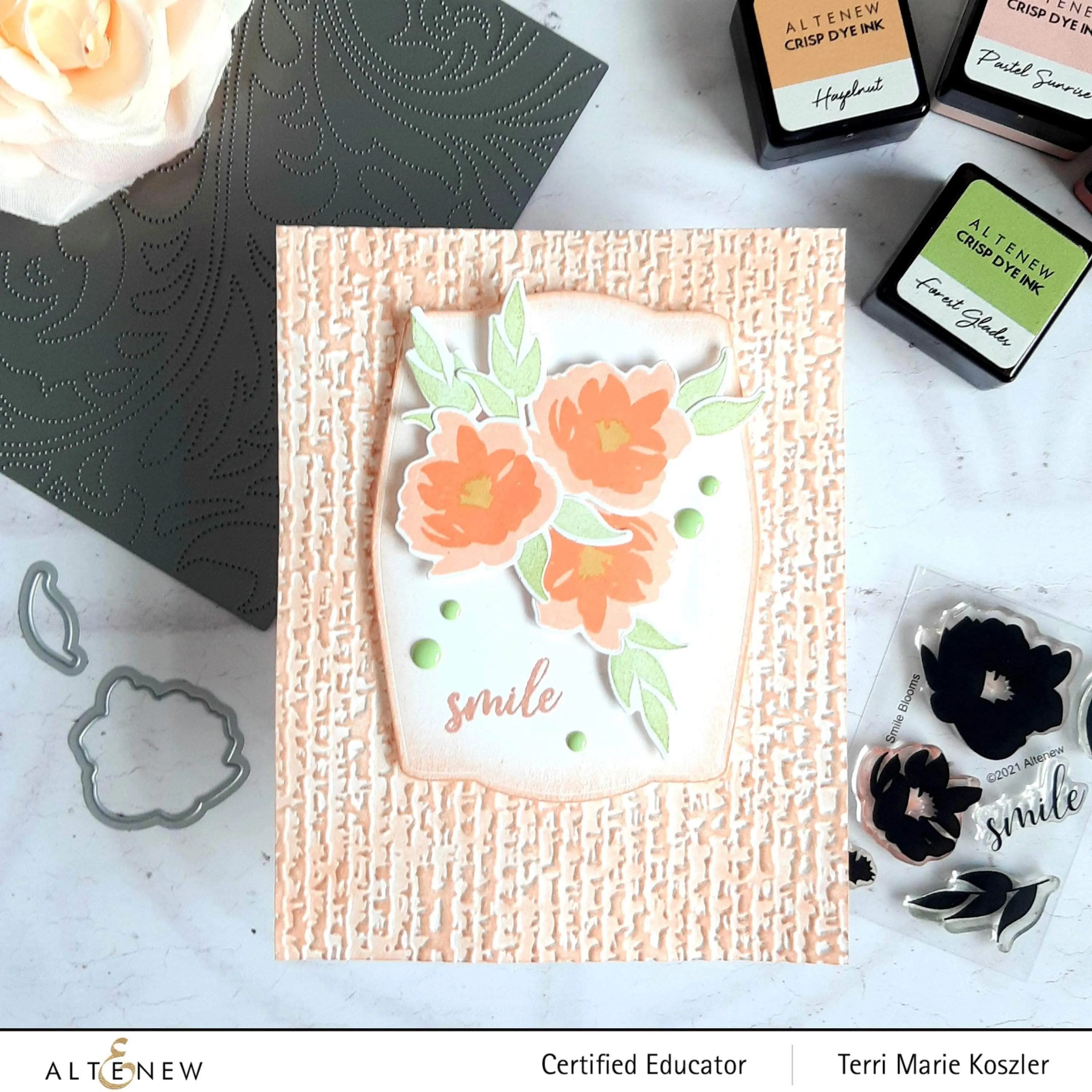 Mini Delight: Smile Blooms Stamp & Die Set